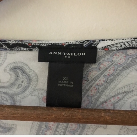 ANN TAYLOR paisley scoop neck refined t shirt - Picture 2 of 6